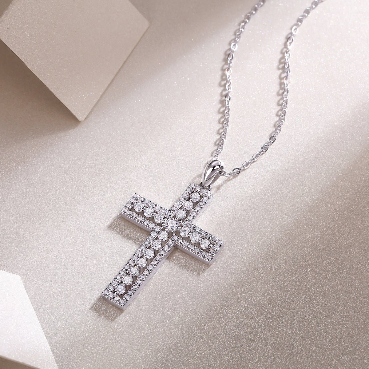 Shelter Luxury Fashion Diamond Pendant Necklace Set With Mosan Diamond Silver Ornaments