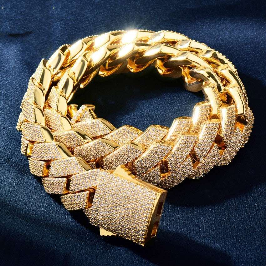 Iced Out Bulky Hip Hop Necklace Chain
