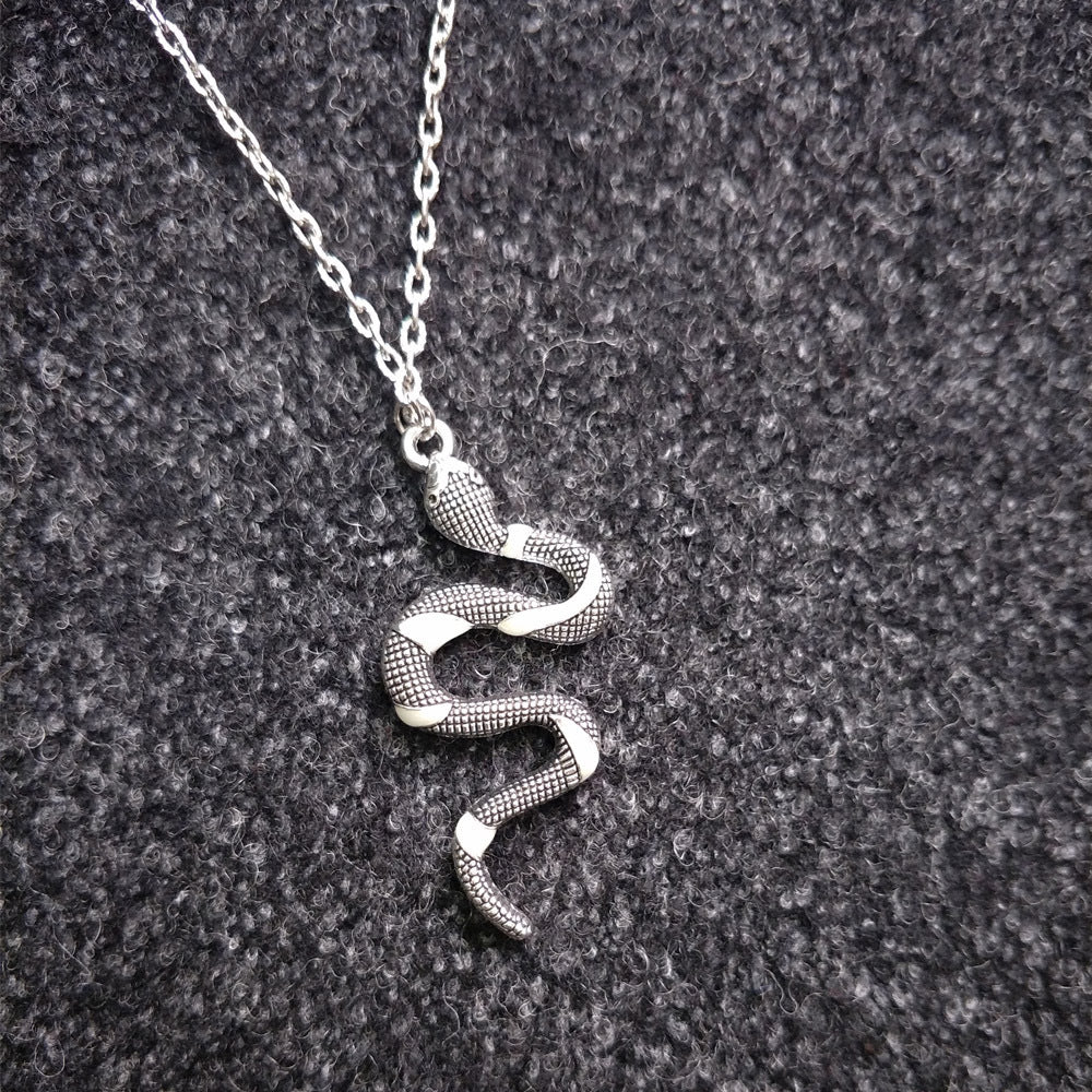 Luminous Snake Pendant - DATNEWDRIP