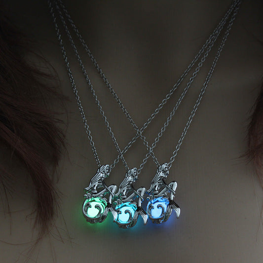 Luminous Mermaid Pendant - DATNEWDRIP