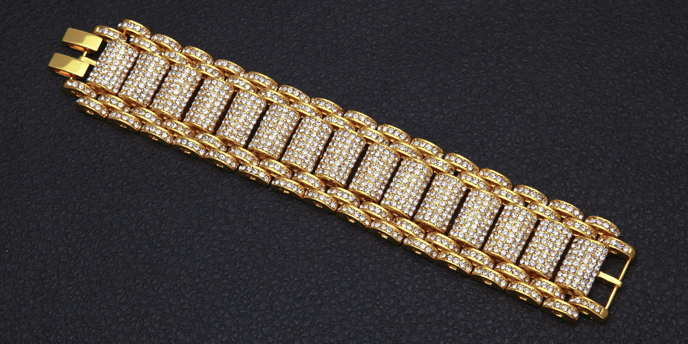 Iced Out Exaggerated Tank Bracelet - DATNEWDRIP