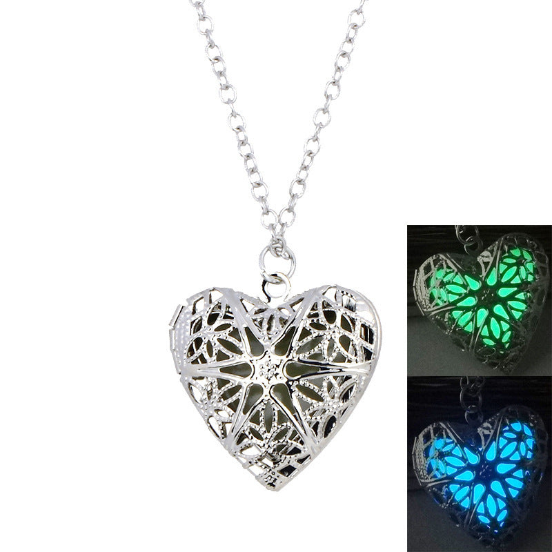 Luminous Glowing Heart Pendant - DATNEWDRIP