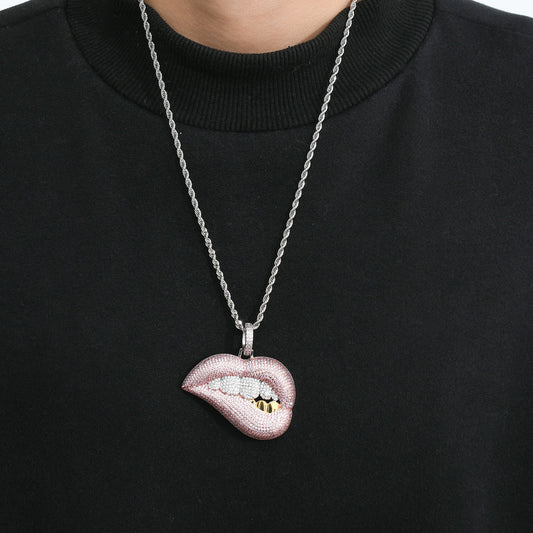 Iced Out Sexy Lips Pendant - DATNEWDRIP