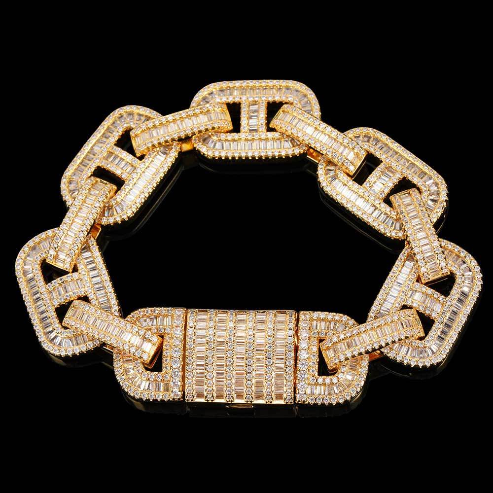 Iced Out 15mm Pig Nose Baguette Cuban Link Chain - DATNEWDRIP