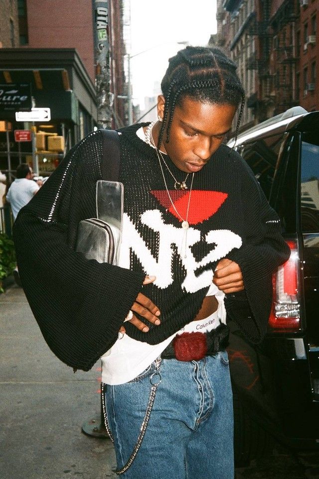 How to Upgrade Your Outfit with Hip Hop Jewelry: Style Tips