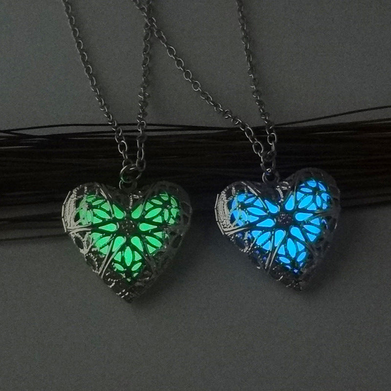 Women's Hollow Heart-shaped Luminous Necklace Ring