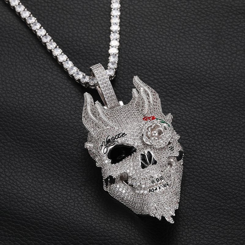 Dripping Oil Full Diamond Rose Skull Pendant Necklace