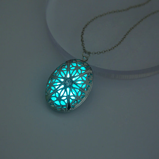 New Strange Hollow Round Blue Openable Photo Box Luminous Pendant Necklace