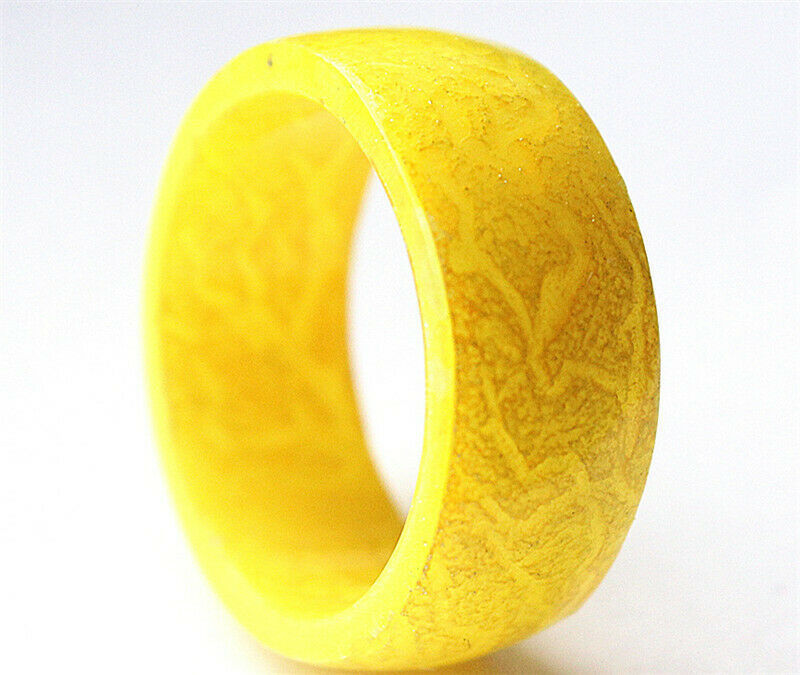 Cool Luminous Crackle Ring