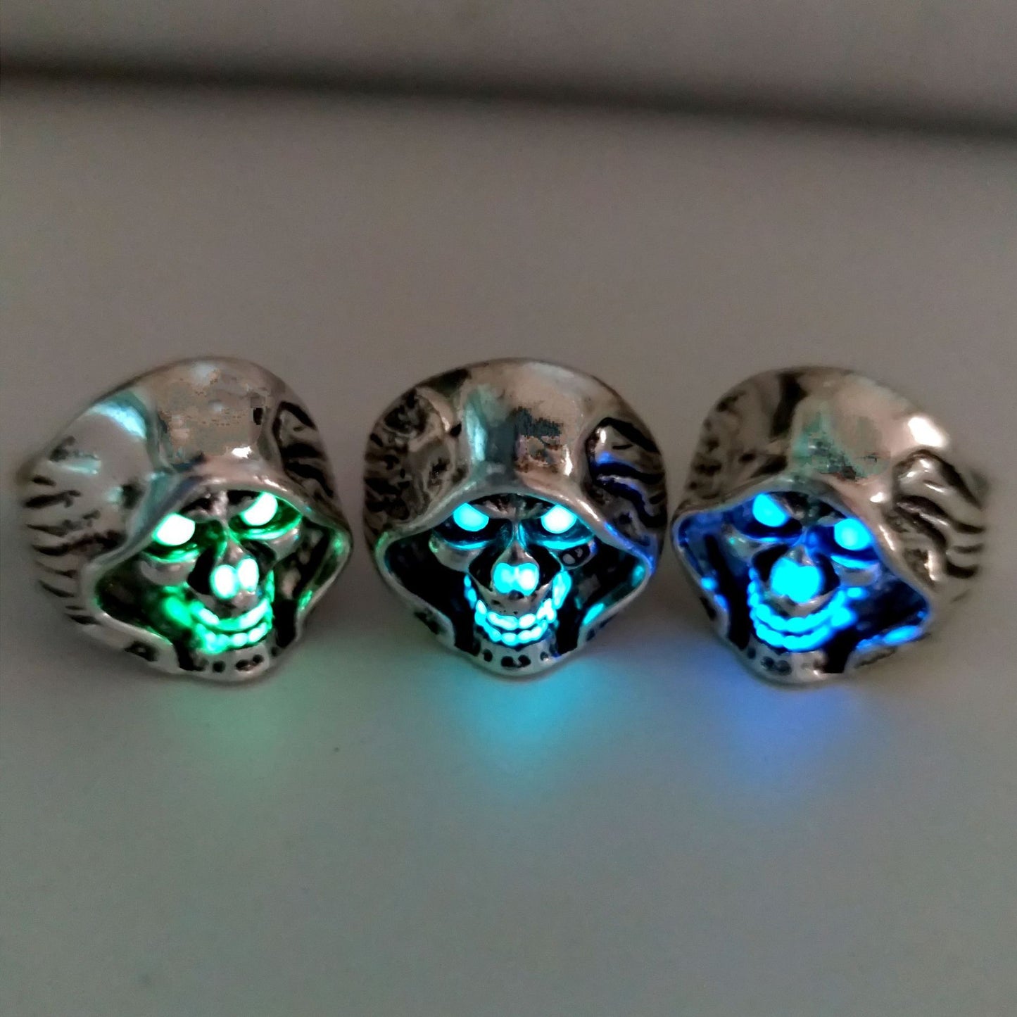 Zinc Alloy Luminous Ring Vintage Skull Ghost Head