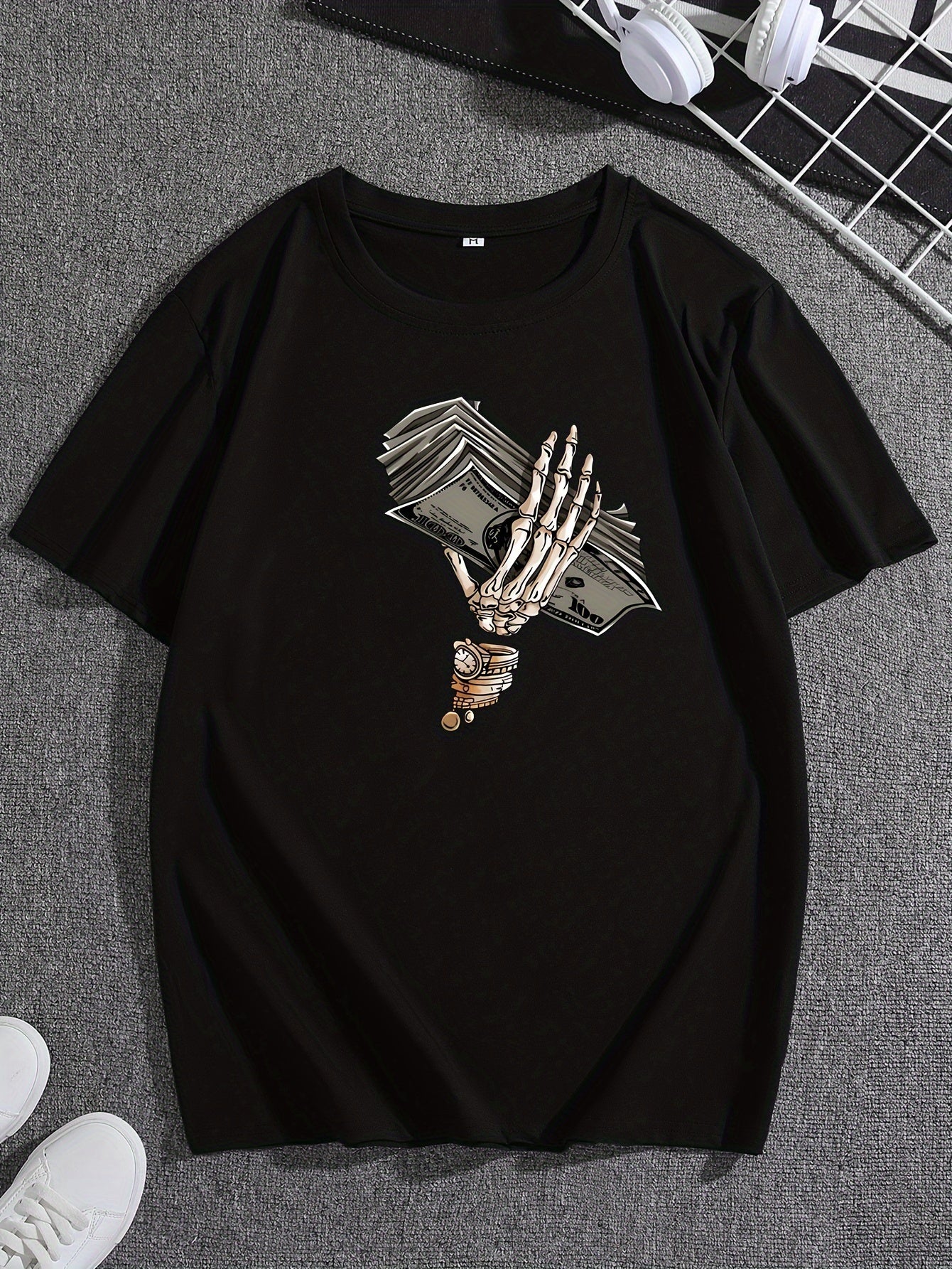 Cartoon Skeleton Hand And Cash Graphic Print, Men's Innovative Design T-shirt, Summer Casual Comfortable T-shirt, Daily Activity Men's Top