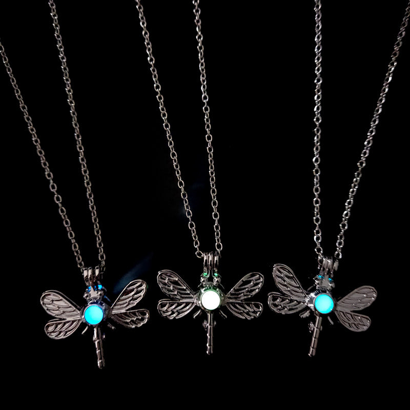 DIY luminous dragonfly necklace