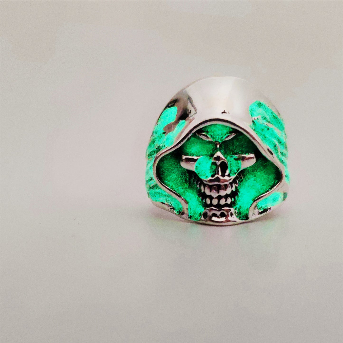 Zinc Alloy Luminous Ring Vintage Skull Ghost Head