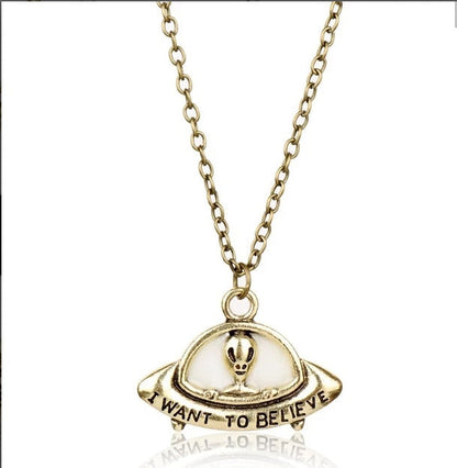 Luminous Alien Spaceship Pendant - DATNEWDRIP