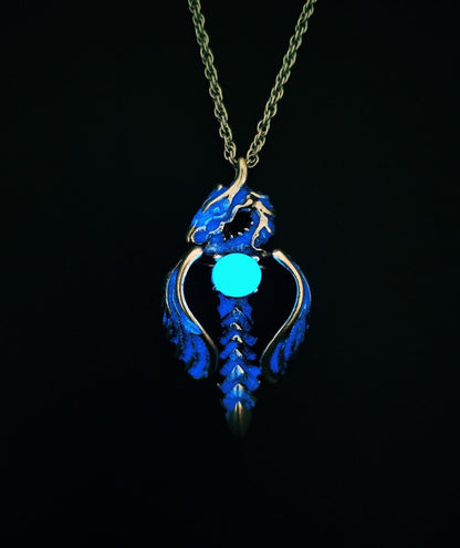 Luminous Twisted Dragon Pendant - DATNEWDRIP