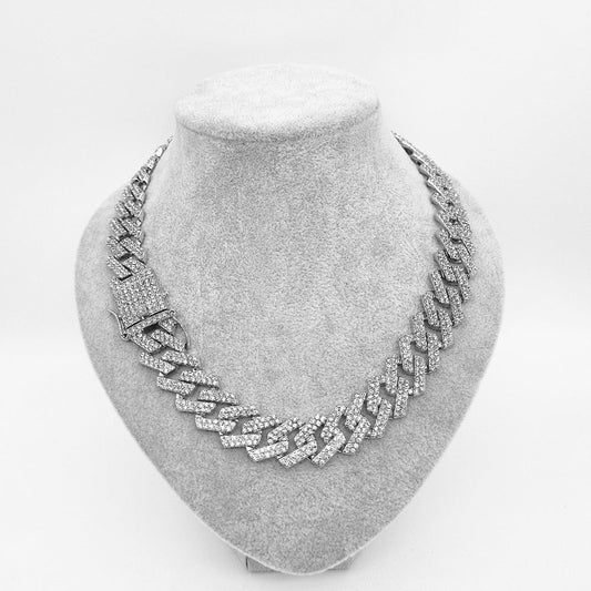 Iced Out 20mm Bold Prismatic Bar Chain - DATNEWDRIP