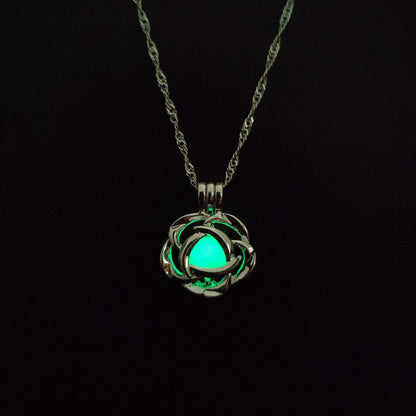 Luminous Rose Pendant - DATNEWDRIP