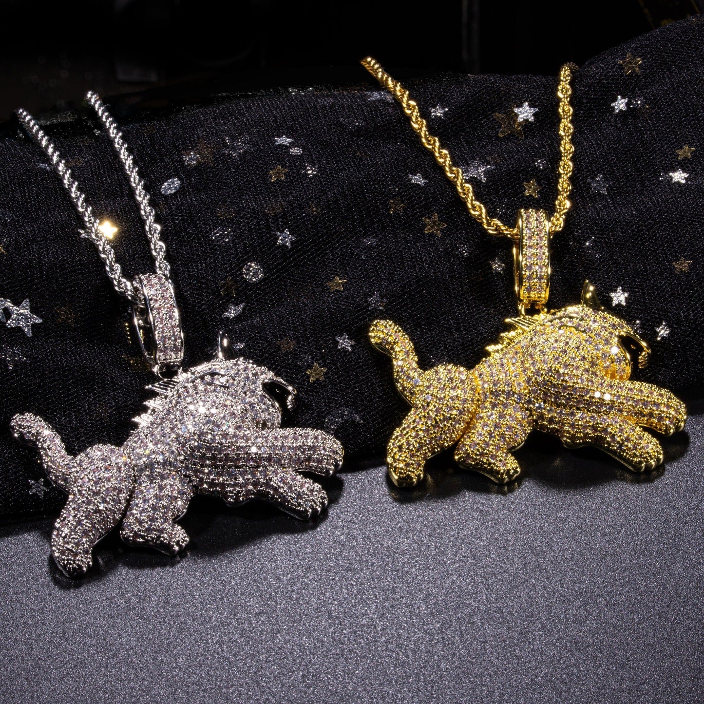 Iced Out Running Lion Pendant - DATNEWDRIP