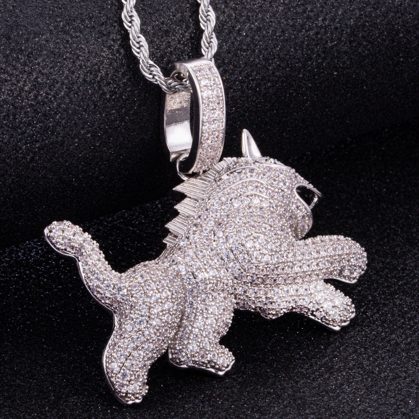 Iced Out Running Lion Pendant - DATNEWDRIP