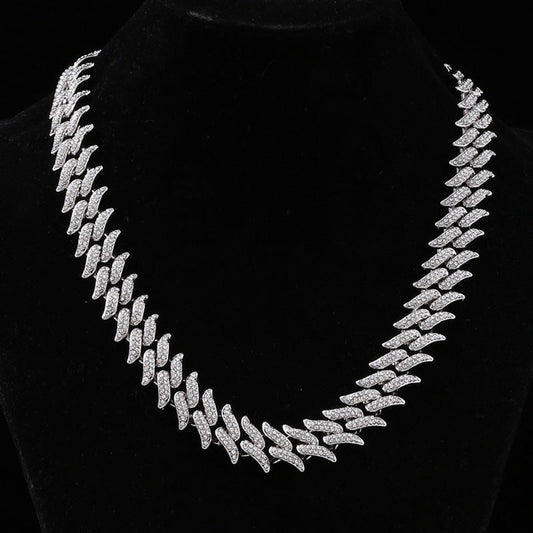 Iced Out Thorned Cuban Link Chain - DATNEWDRIP