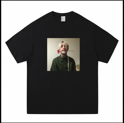 Lip Peep T-Shirt - Mens