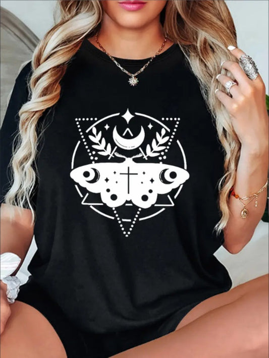 Witch Moth T-Shirt - Womens - DATNEWDRIP